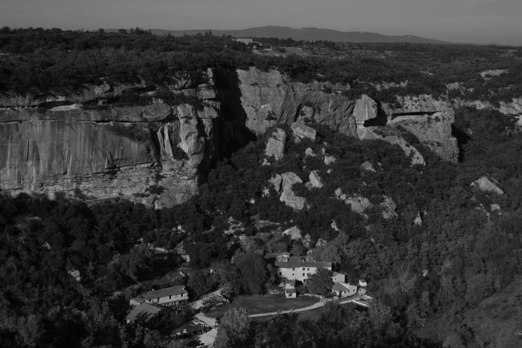 Auberge Des Seguins Buoux Eksteriør bilde