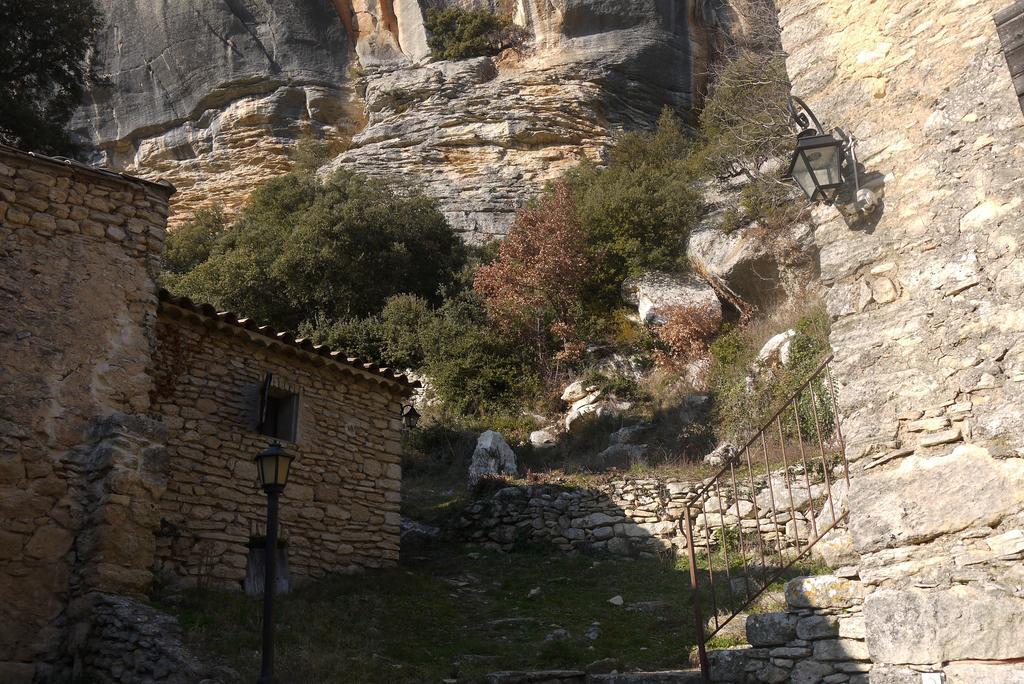 Auberge Des Seguins Buoux Eksteriør bilde