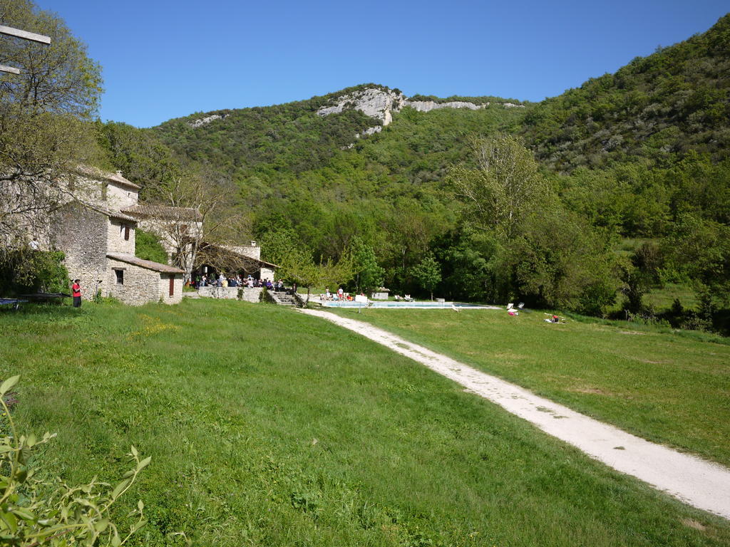 Auberge Des Seguins Buoux Eksteriør bilde
